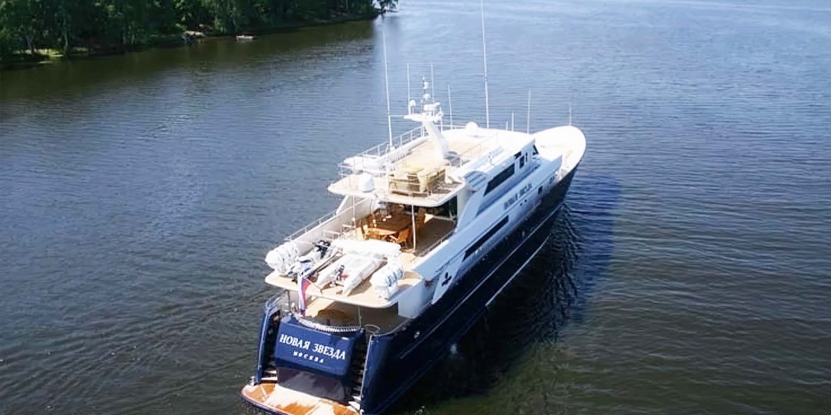 Аренда мега яхты Новая Звезда в Москве и Подмосковье